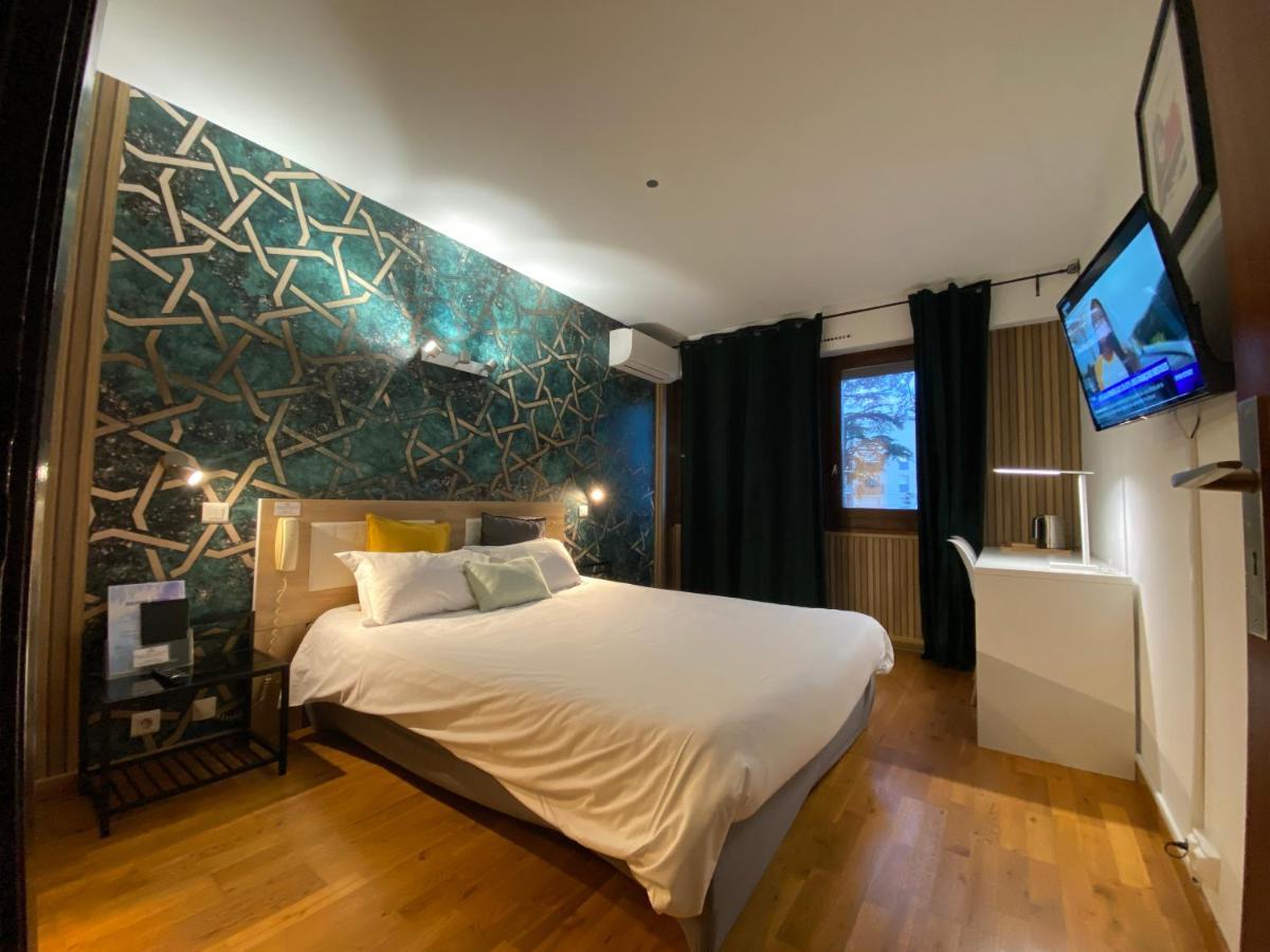 סן-ז'וליאן-אן-ג'נבואה Savoie Hotel Aux Portes De Geneve מראה חיצוני תמונה