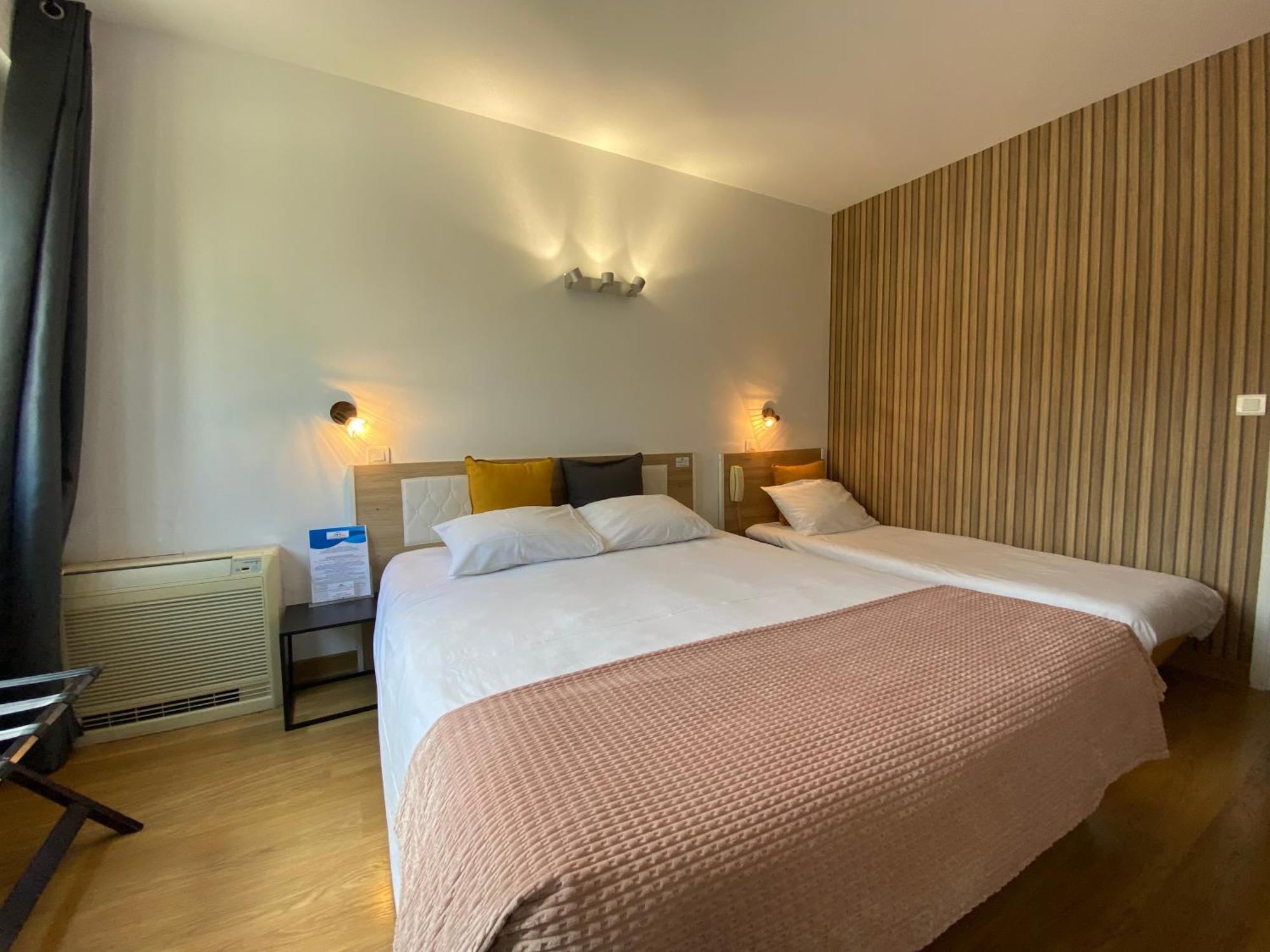 סן-ז'וליאן-אן-ג'נבואה Savoie Hotel Aux Portes De Geneve מראה חיצוני תמונה